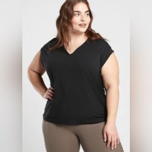 Athleta Black Short Sleeve V-Neck Avenue Tee XL
